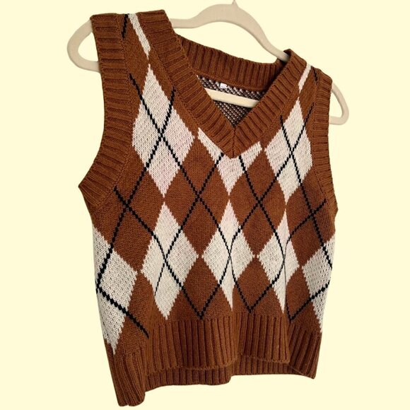 Preppy Knit V-Neck Sweater Vest - Picture 3 of 4
